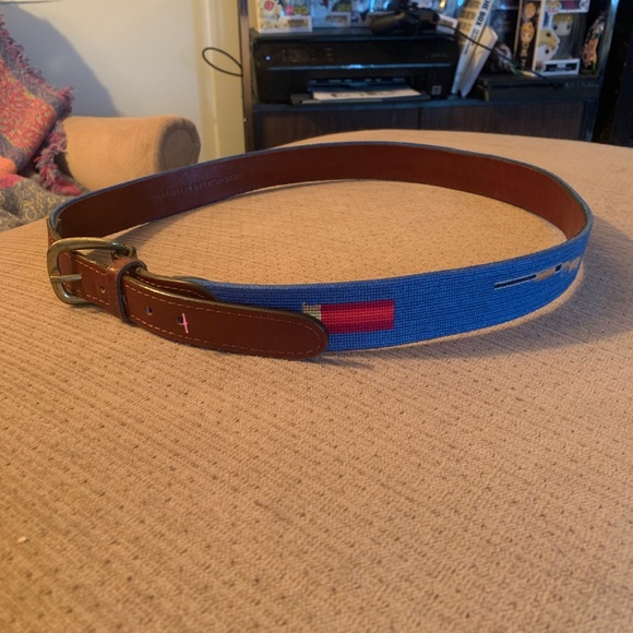 Smathers and Branson shotgun and shell needlepoint belt - Picture 1 of 10